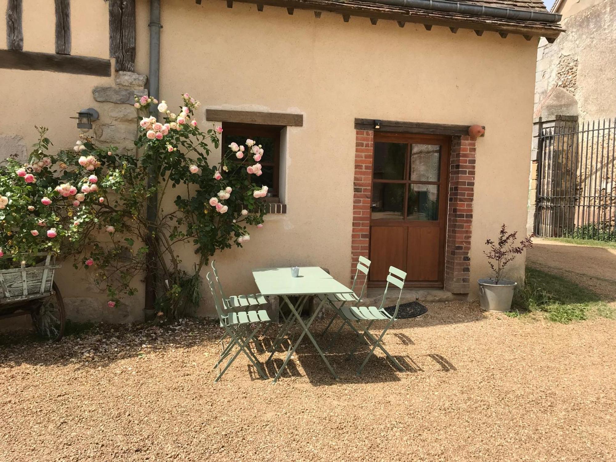 La Ferme Au Colombier Bed and Breakfast Neron Exteriör bild