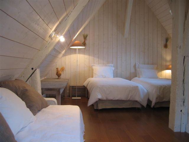 La Ferme Au Colombier Bed and Breakfast Neron Exteriör bild